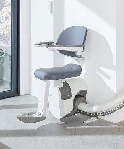 Curved stair lift